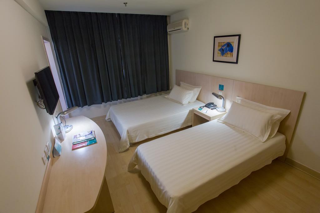 Jinjiang Inn - Beijing Changchun Street Екстериор снимка